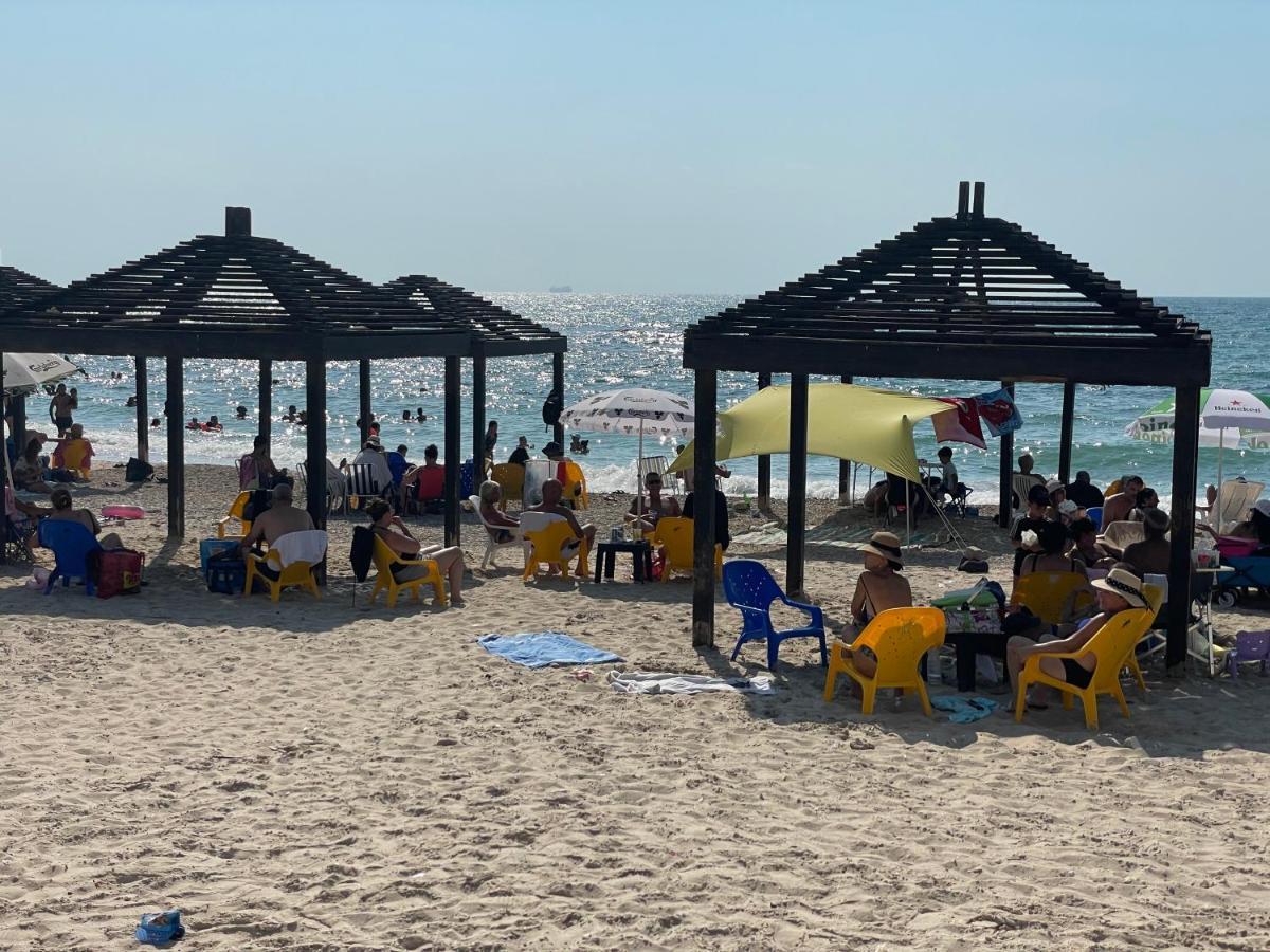 #דירת יוקרה על הים Sunset Beach Apartment# Givat Olga Bagian luar foto