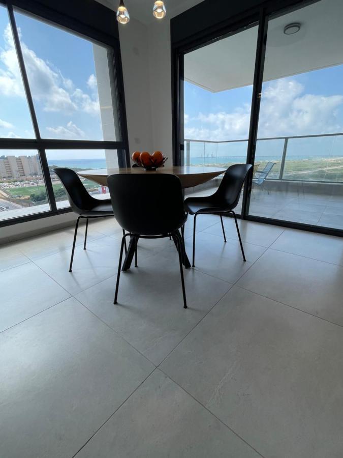 #דירת יוקרה על הים Sunset Beach Apartment# Givat Olga Bagian luar foto